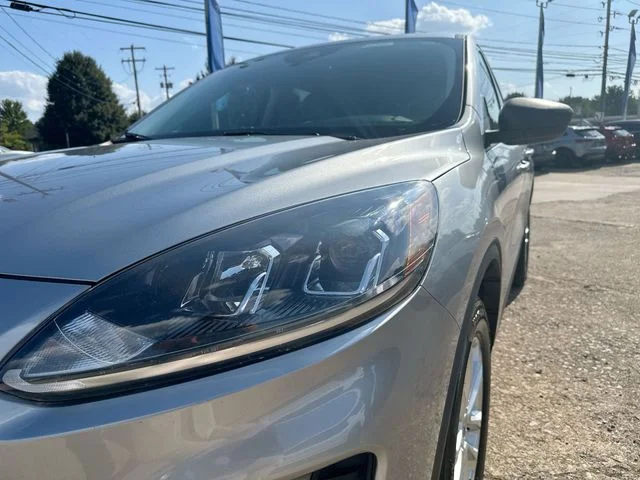 Used 2022 Silver Ford SE image 49