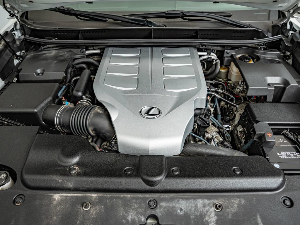 Used 2014 Starfire Pearl Lexus 460 image 41