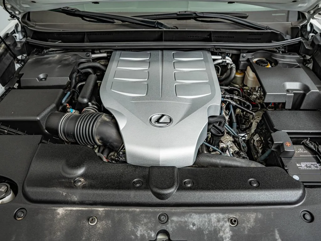 Used 2014 Starfire Pearl Lexus 460 image 41