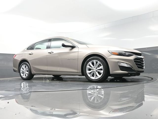 Used 2025 Gray Chevrolet LT image 32