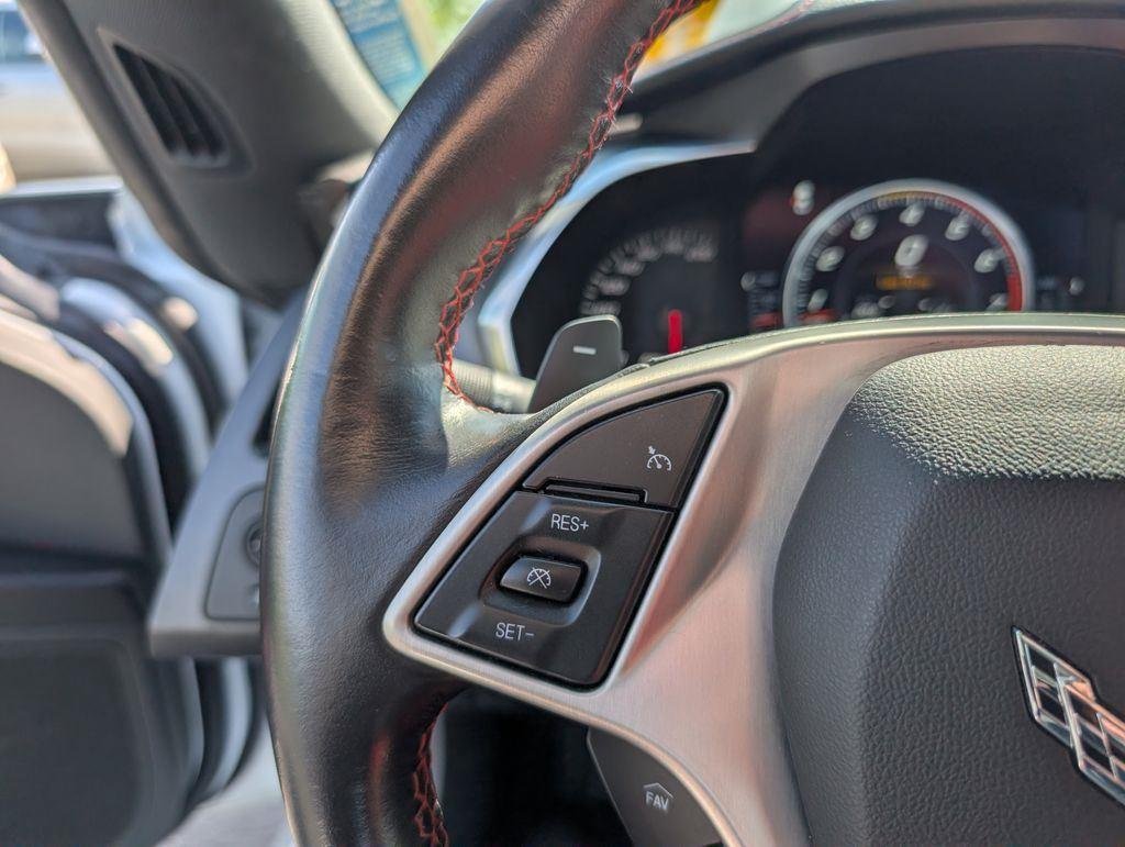 Used 2015 Arctic White Chevrolet Stingray image 13