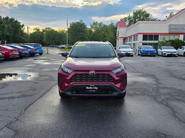 Used 2021 Pearl Toyota LE image 3