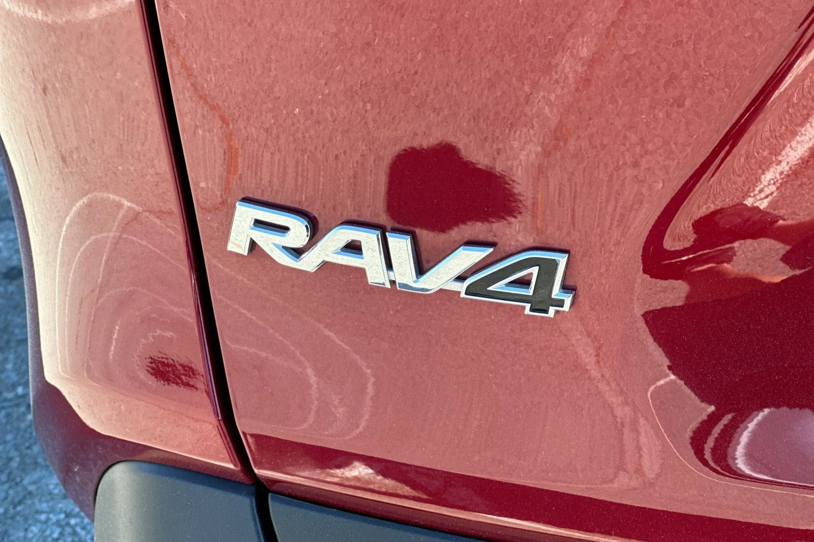 Certified Used 2025 Red Toyota XLE image 17