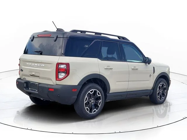 Used 2025 Beige Ford Outer Banks image 5