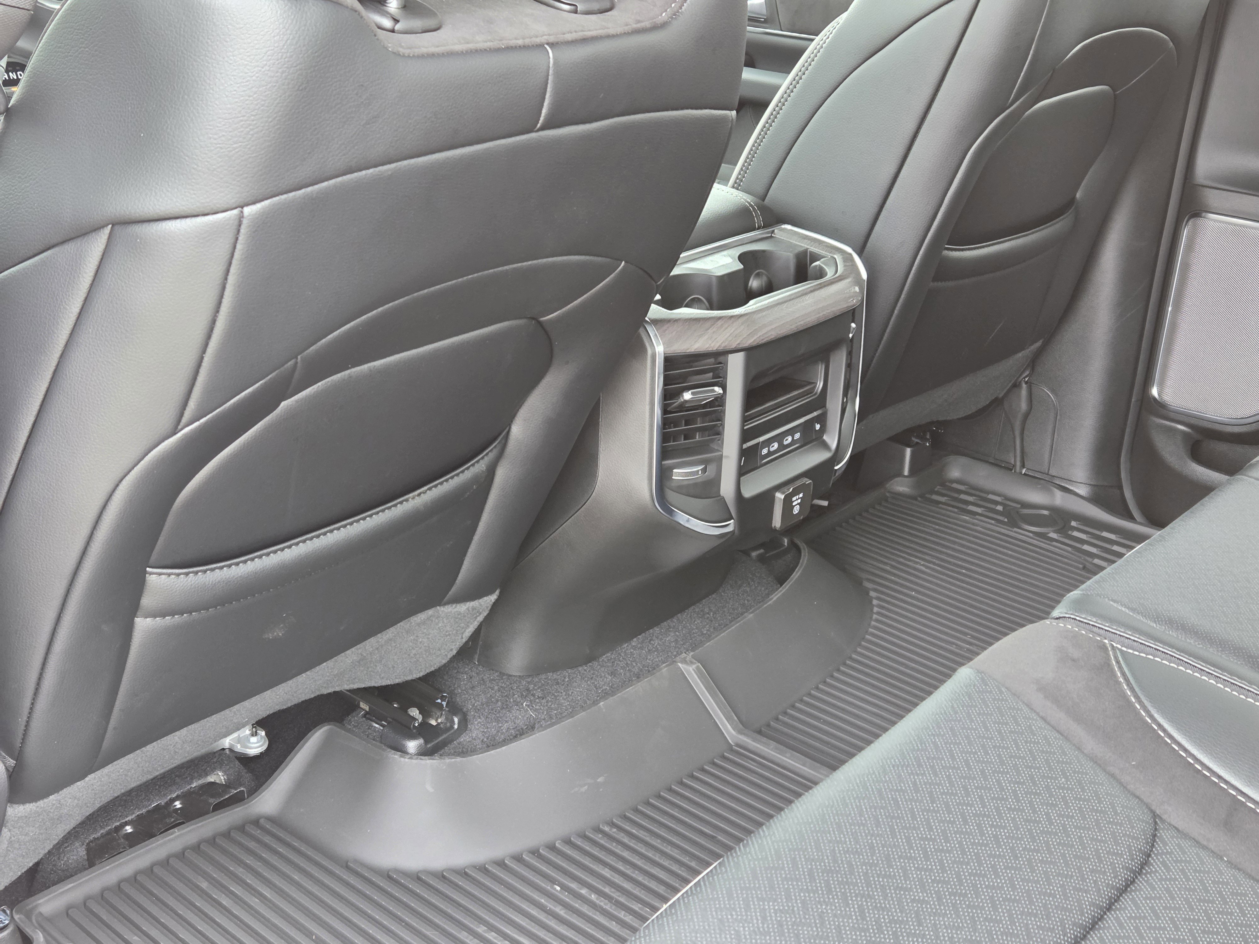 New 2026 Bright White Clearcoat Ram Laramie image 27