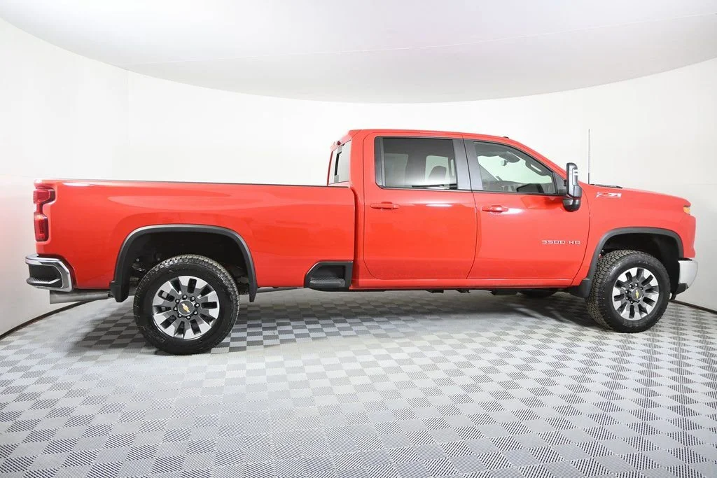 2026 Chevrolet Silverado 3500 HD LT - Photo 8