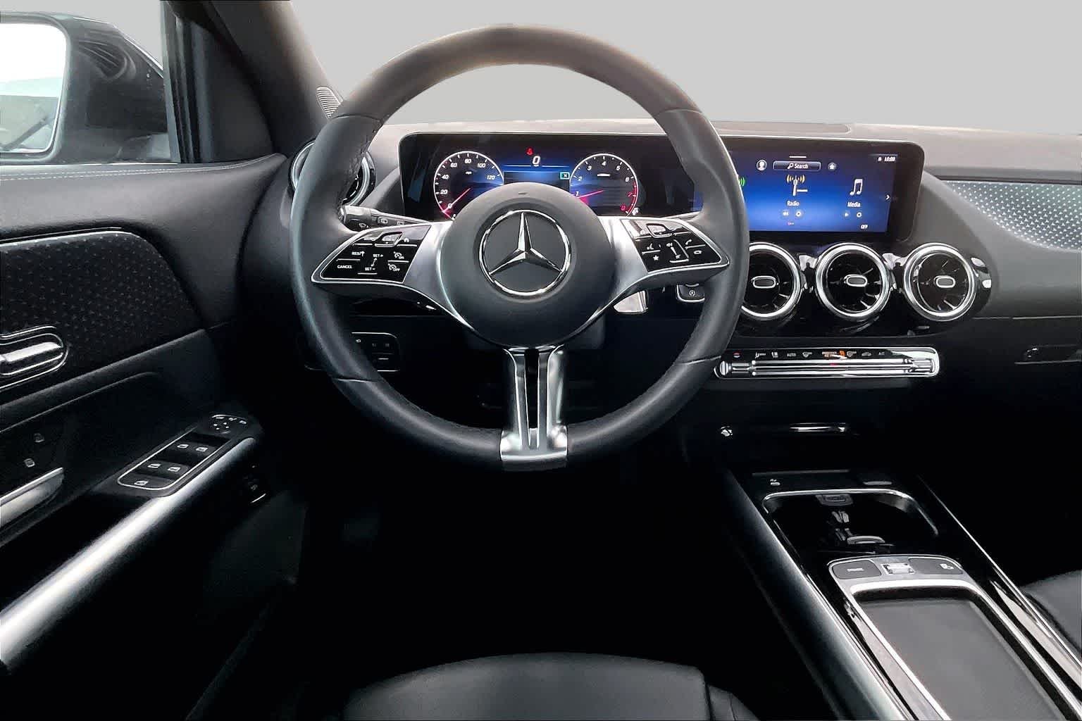 Certified Used 2025 Night Black Mercedes-Benz GLA 250 image 6
