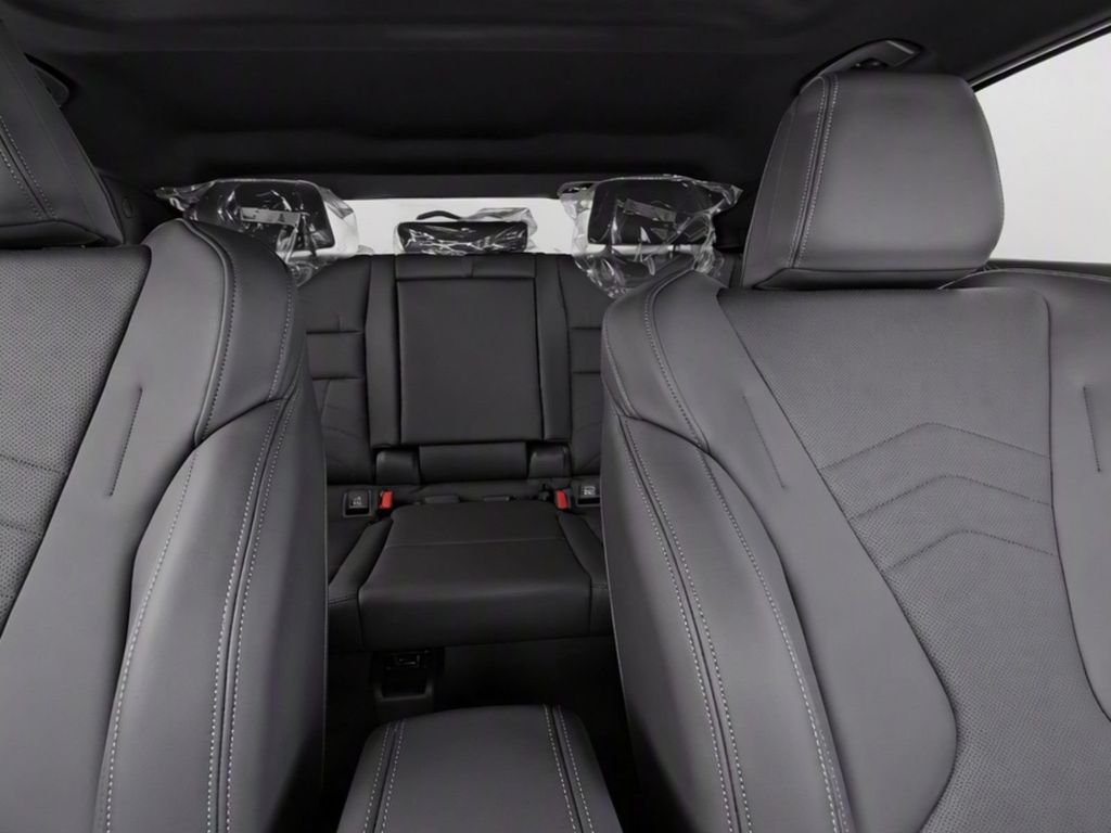 New 2026 Skyscraper Grey Metallic BMW xDrive28i image 31