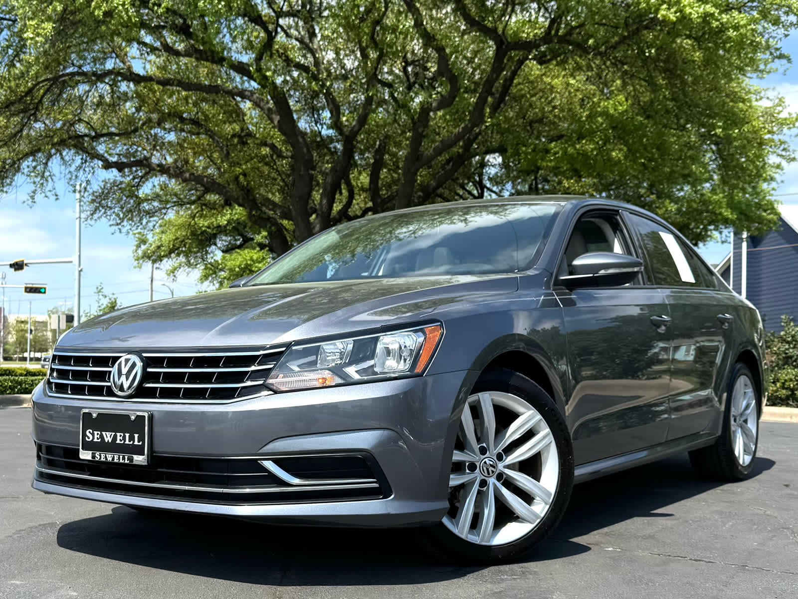 2019 Volkswagen Passat Wolfsburg Edition