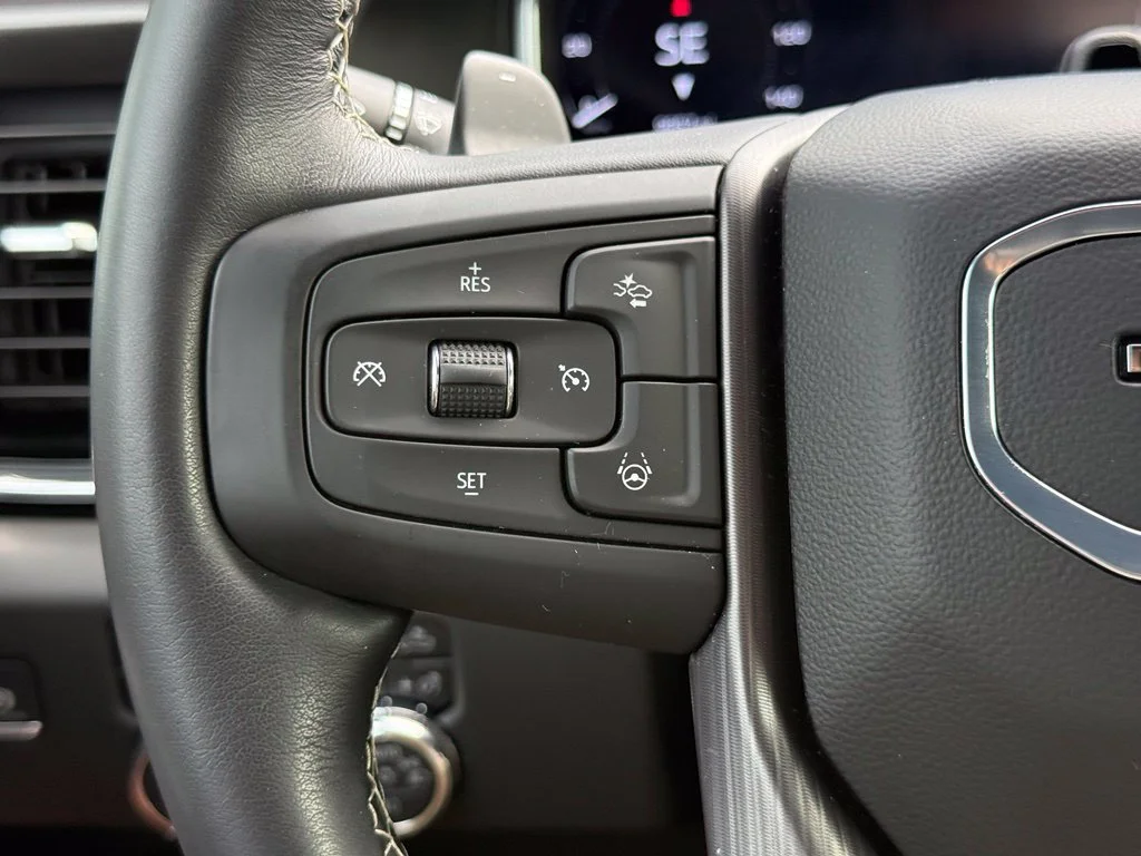Used 2024 Onyx Black GMC Denali Ultimate image 31
