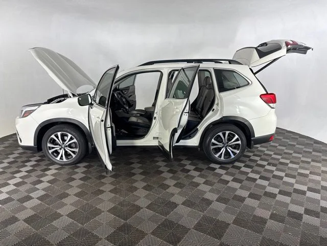 Used 2020 White Subaru Limited image 9