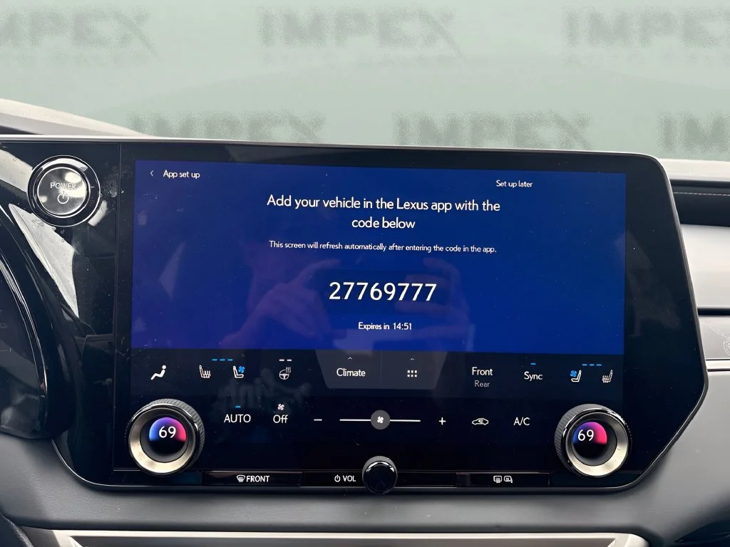 Used 2025 White Lexus RX 350h image 20