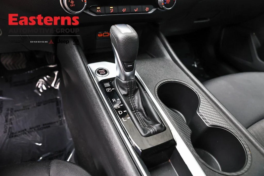 Used 2025 Black Nissan 2.5 SV image 19