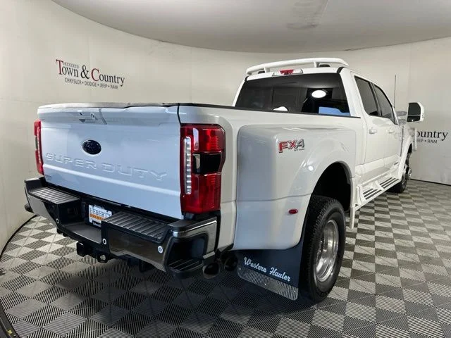 Used 2023 White Ford Lariat image 7