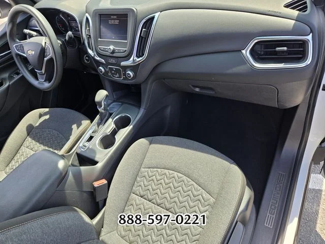 Used 2023 Summit White CHEVROLET LT image 18