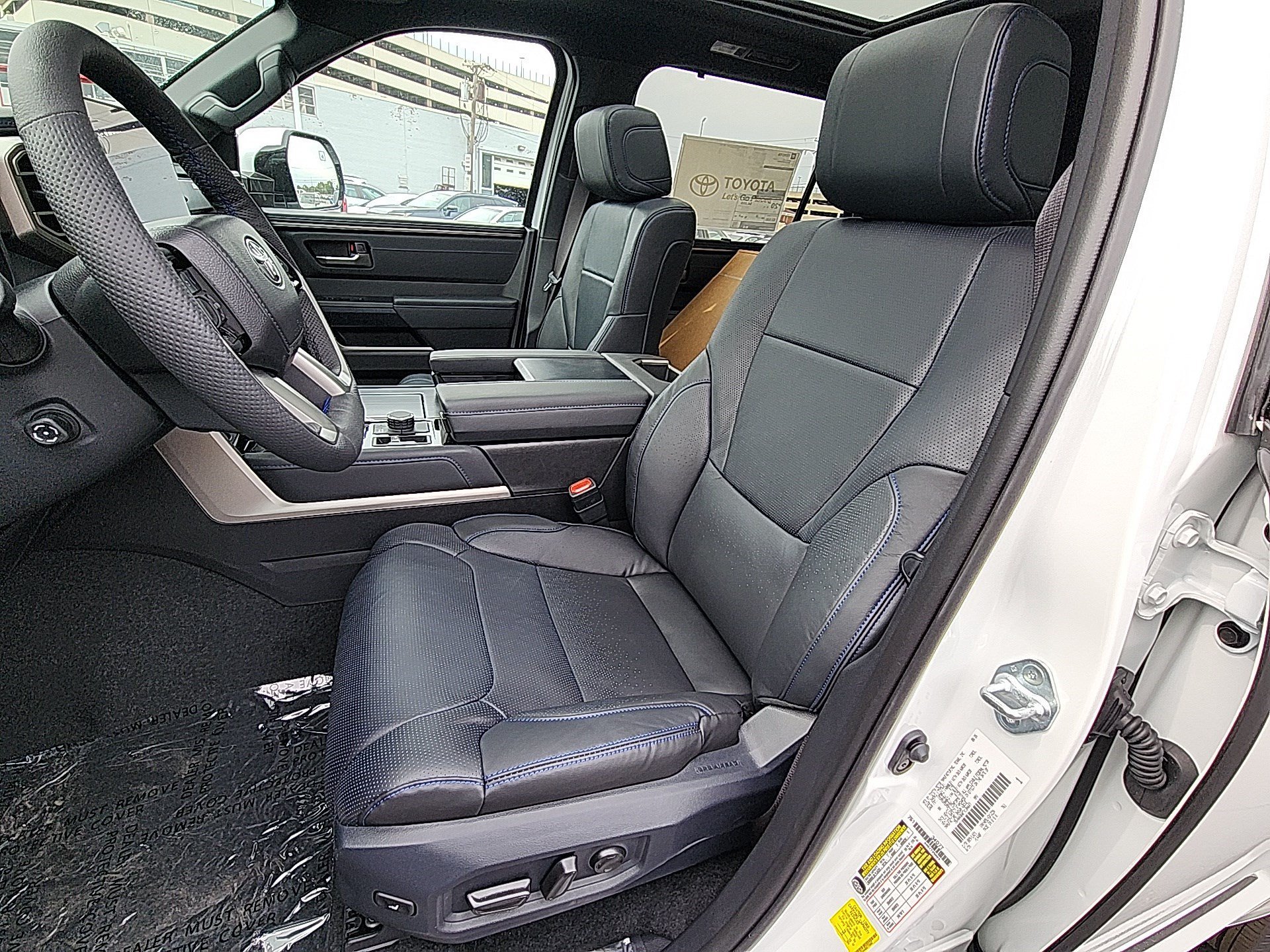 New 2026 Wind Chill Pearl <sup>1</sup> Toyota  Platinum image 21