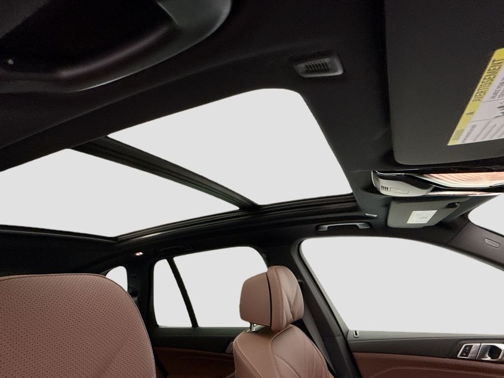 New 2026 Blue BMW xDrive50e image 17