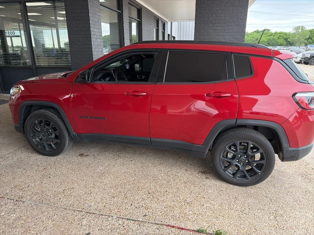 2025 Jeep Compass Latitude 4X4's photo