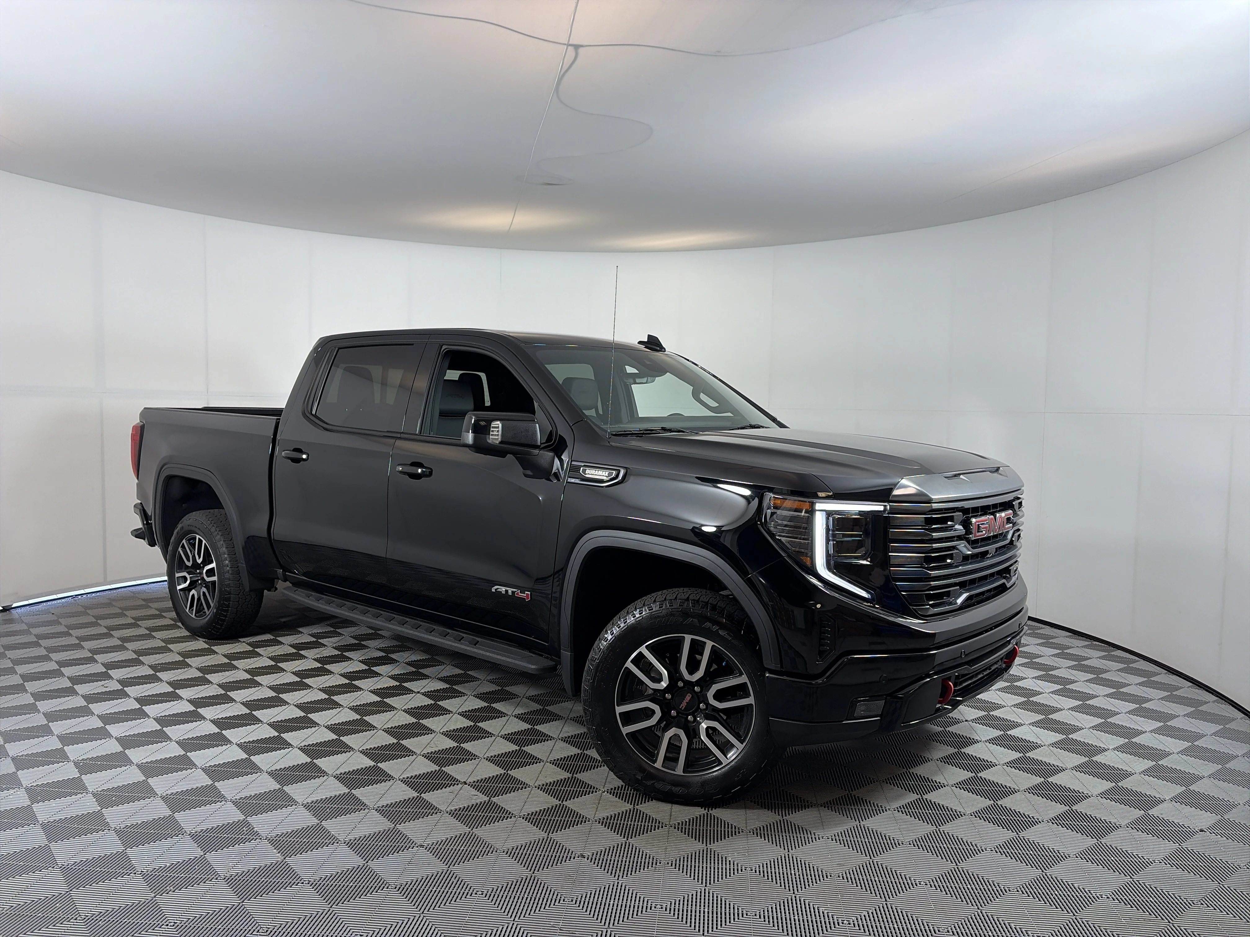 Certified Used 2023 Onyx Black GMC AT4 image 1