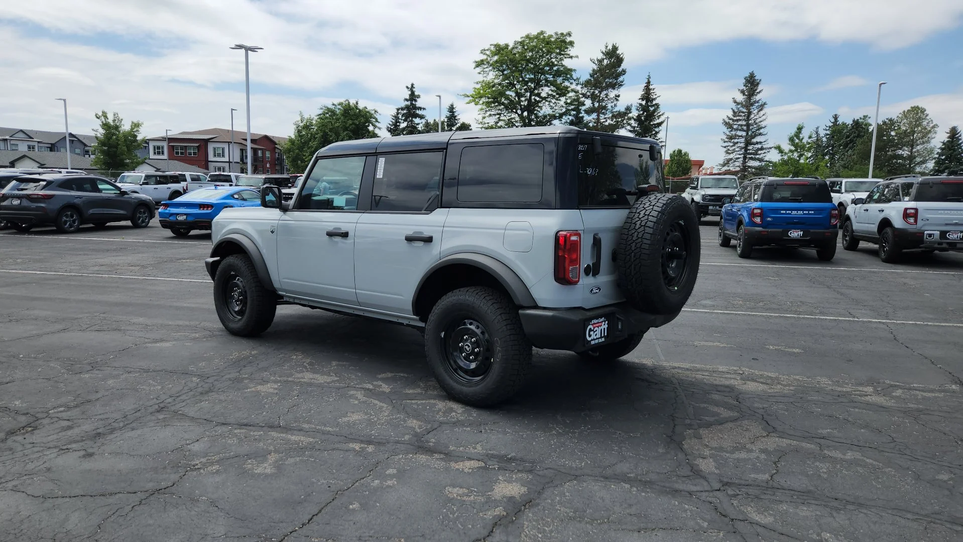 New 2026 Avalanche Gray Ford Big Bend image 5
