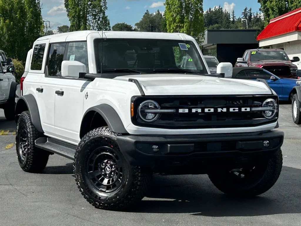 2026 Ford Bronco Outer Banks 4x4's photo