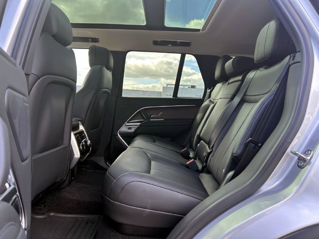 Used 2025 Silver Land Rover SE image 16
