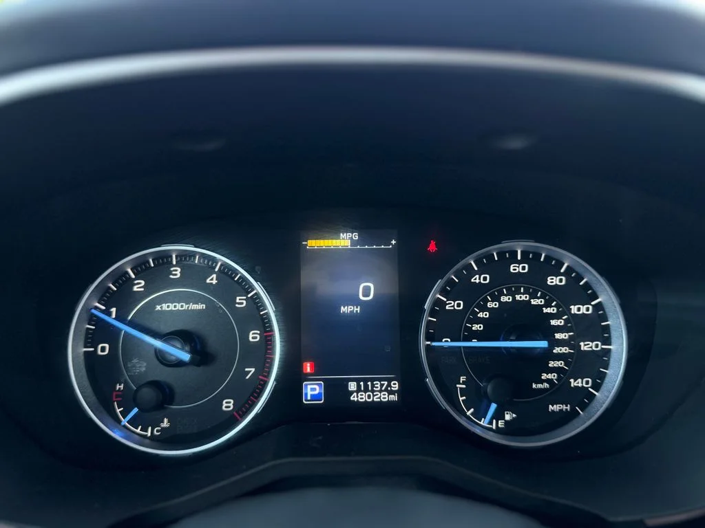 Used 2022 Silver Subaru Limited image 16