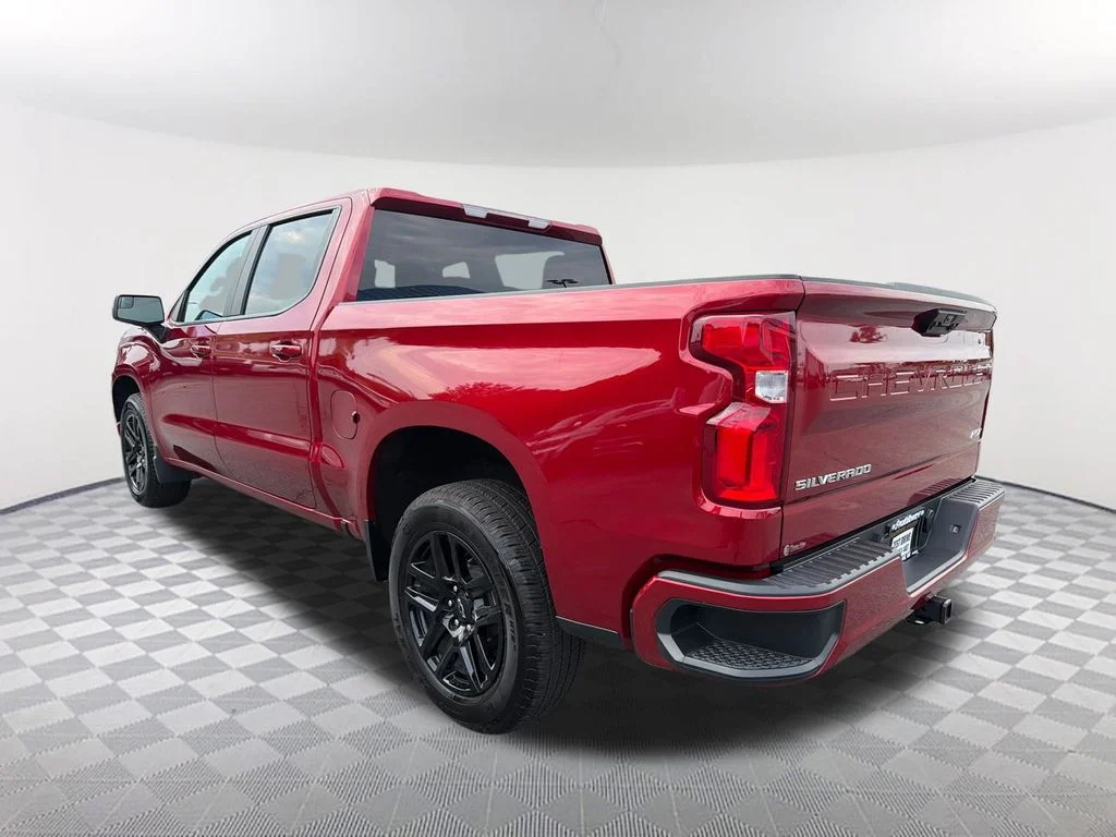 Used 2025 Red Chevrolet RST image 7