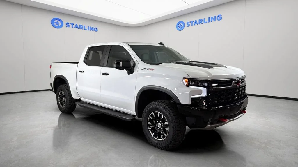 Used 2025 Summit White Chevrolet ZR2 image 14