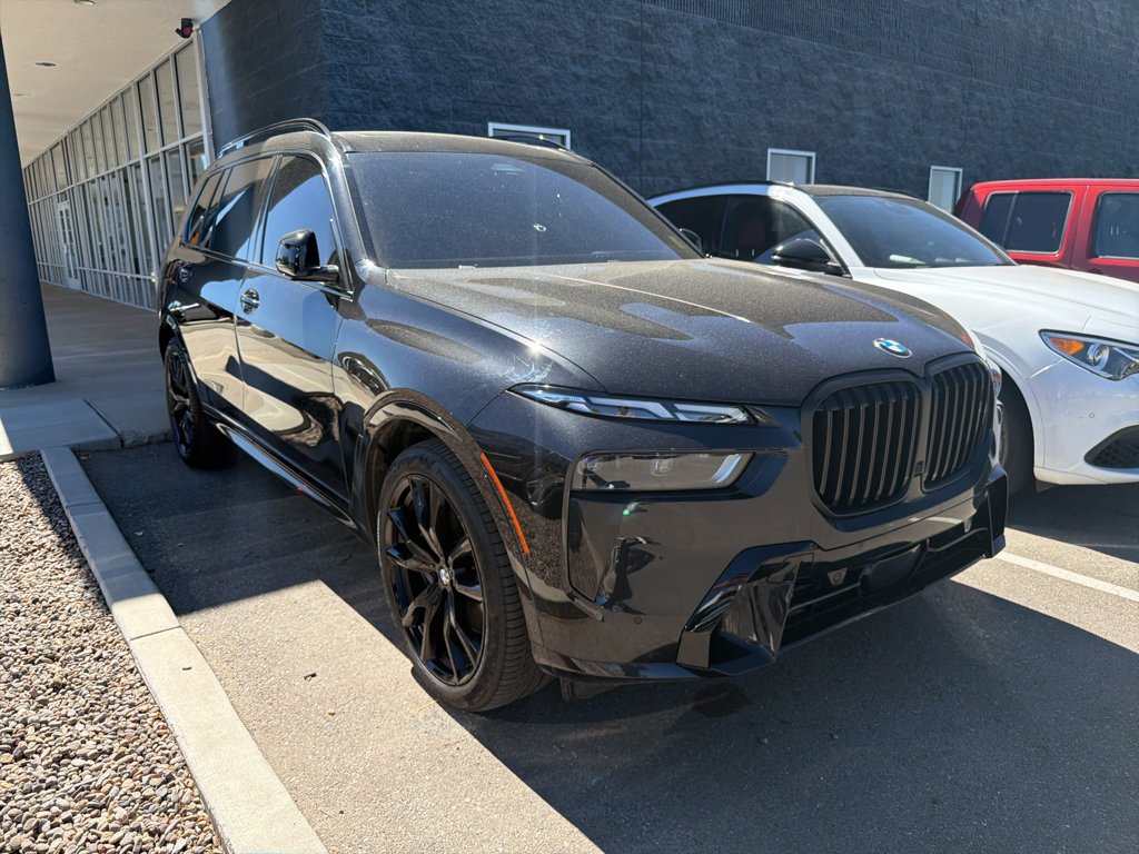 Used 2024 Black Sapphire Metallic BMW xDrive40i image 4