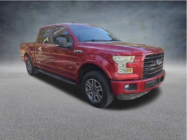 Used 2016 Red Ford XLT image 3