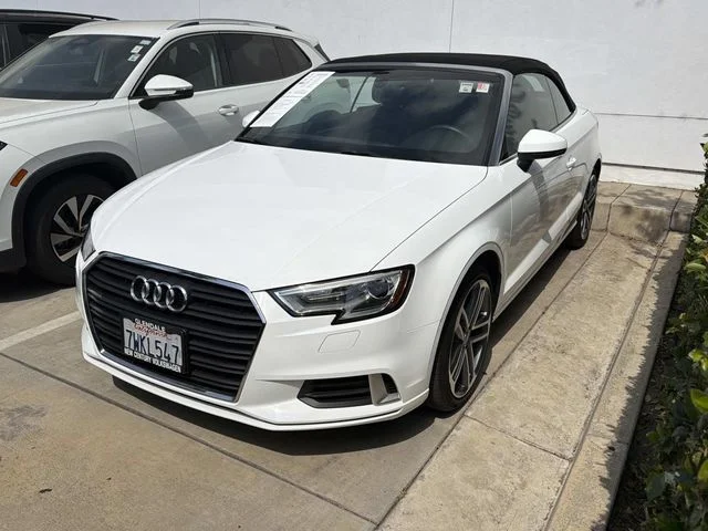 2017 Audi A3 Cabriolet 2.0T FWD S tronic Premium's photo