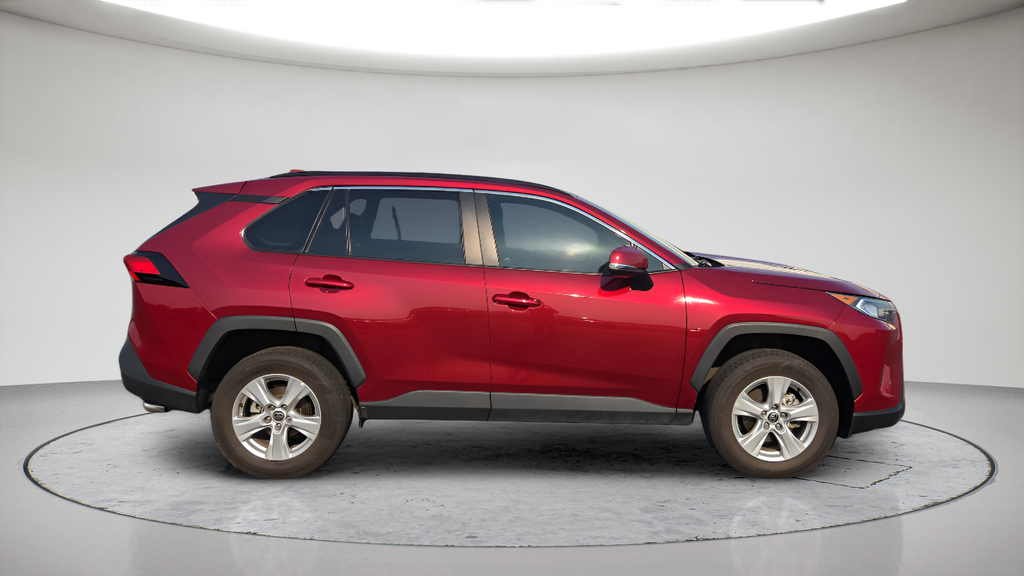 Used 2021 Red Toyota XLE image 4