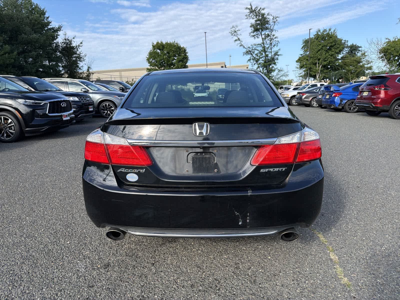 Used 2014  Honda Sport image 4