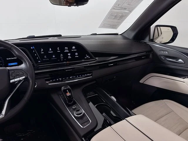 Used 2022 White Cadillac Sport image 26