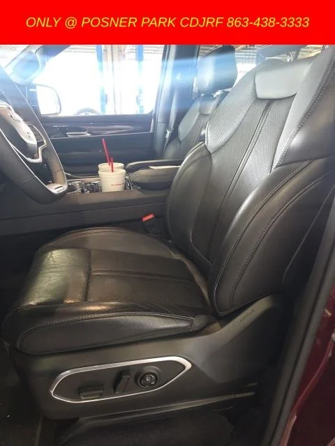 Used 2024 Red Jeep Base image 4