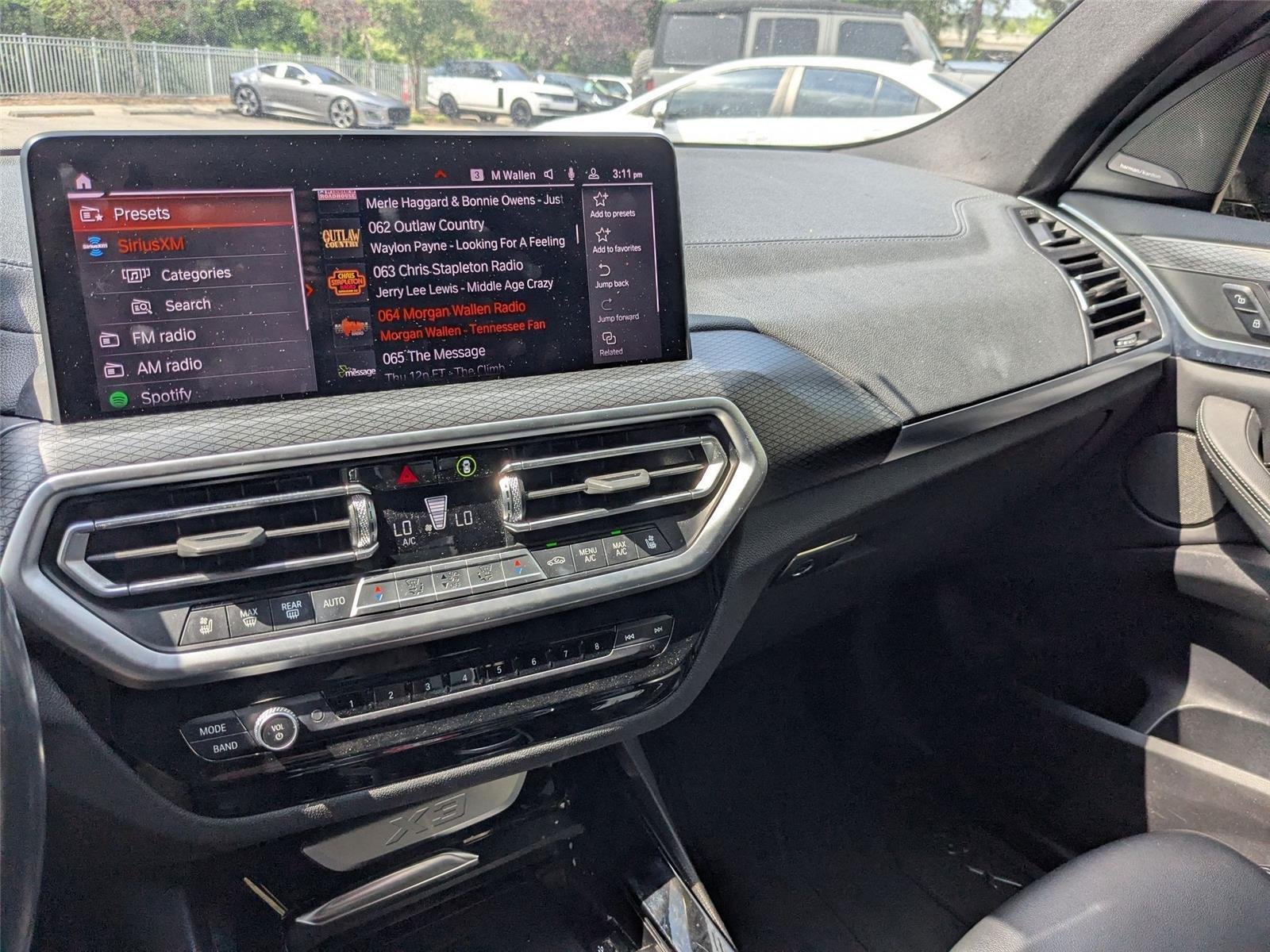 Used 2023 Black Sapphire Metallic BMW xDrive30i image 19