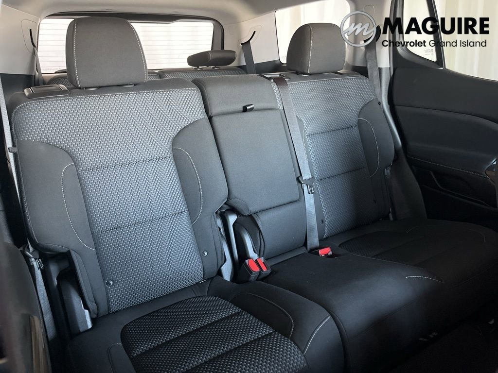2023 GMC Acadia SLE - Photo 31