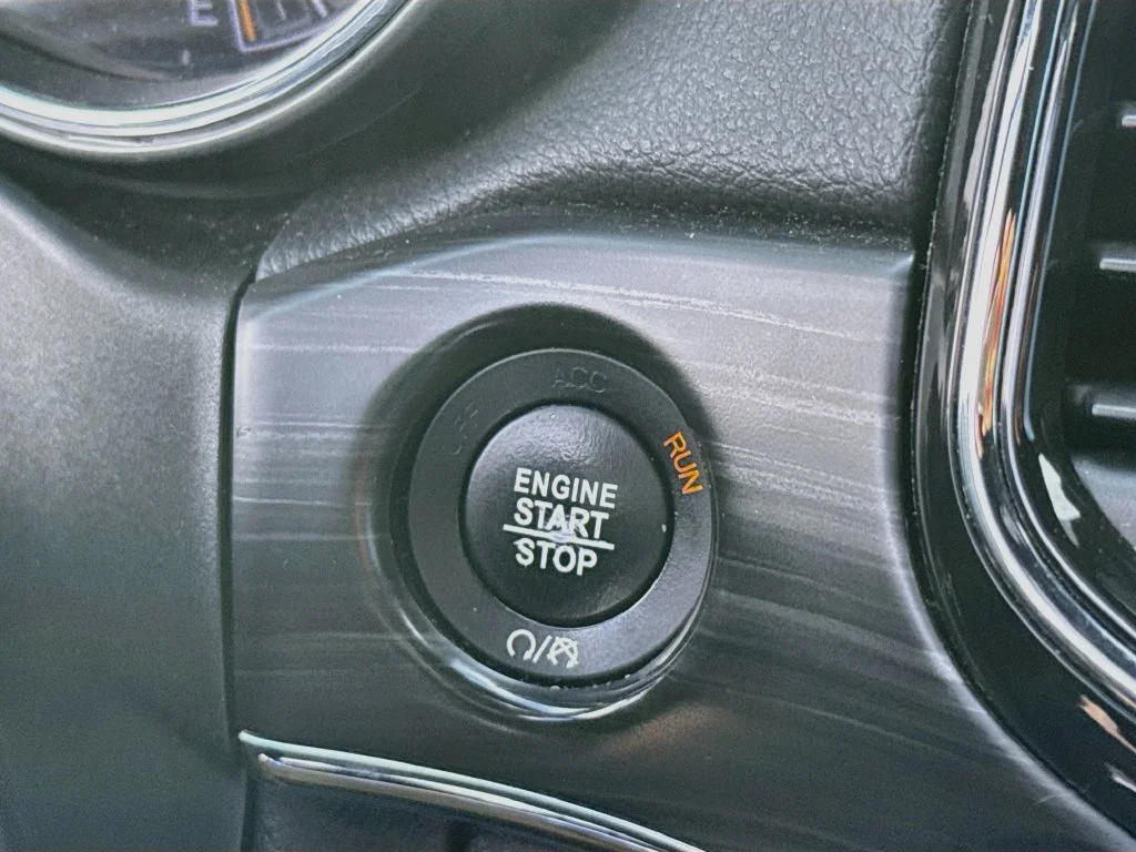 Used 2021 Gray Jeep Limited image 18