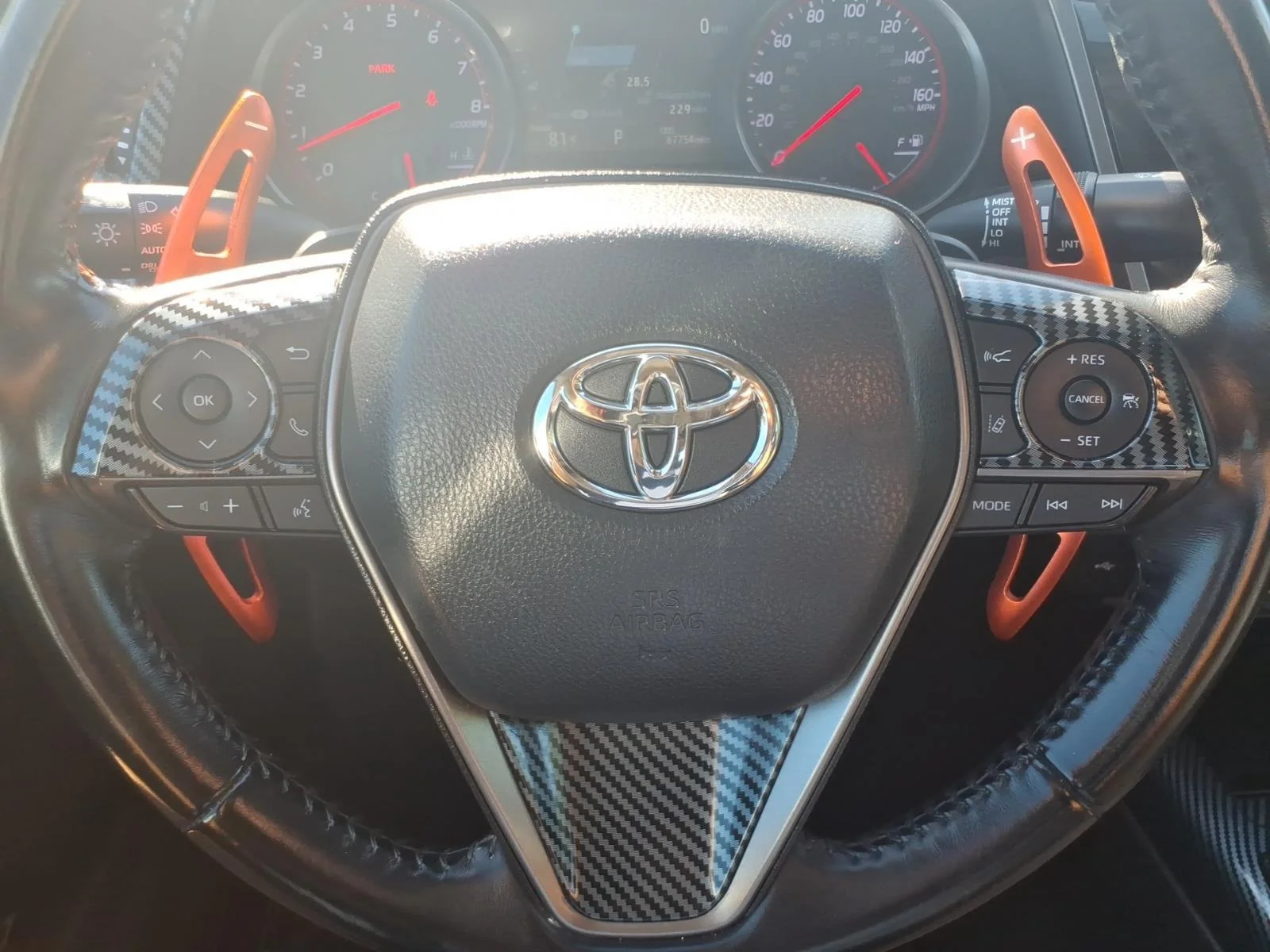 Used 2021 Wind Chill Pearl Toyota XSE image 14