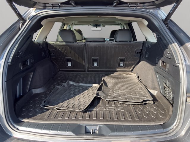 Used 2020 Magnetite Gray Metallic Subaru Onyx Edition XT image 22