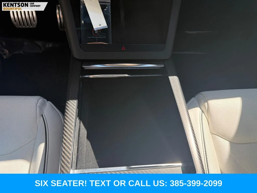 Used 2022 White Tesla Plaid image 25
