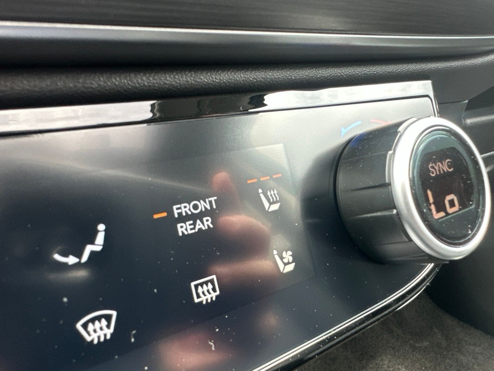 New 2026 Black Hyundai SEL Premium AWD image 82