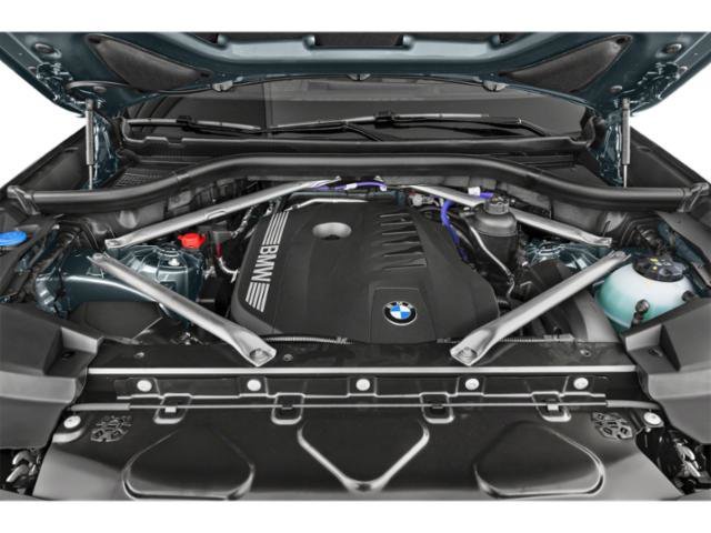 Used 2025 Mineral White Metallic BMW sDrive40i image 15
