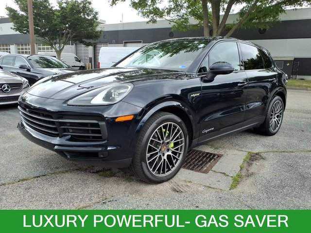 2023 Porsche Cayenne Platinum Edition E-Hybrid