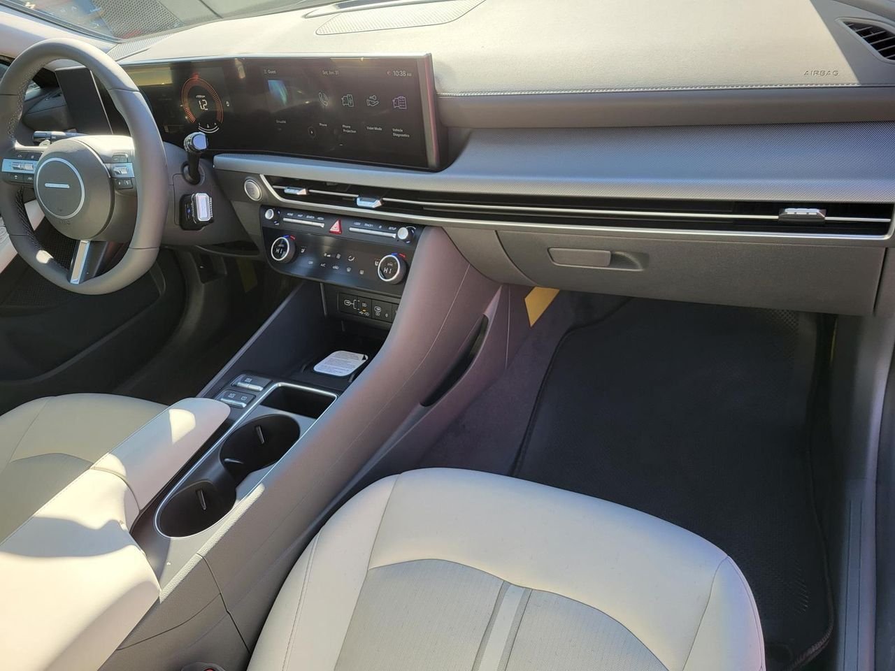 New 2026 Abyss Black Hyundai SEL Sport image 8
