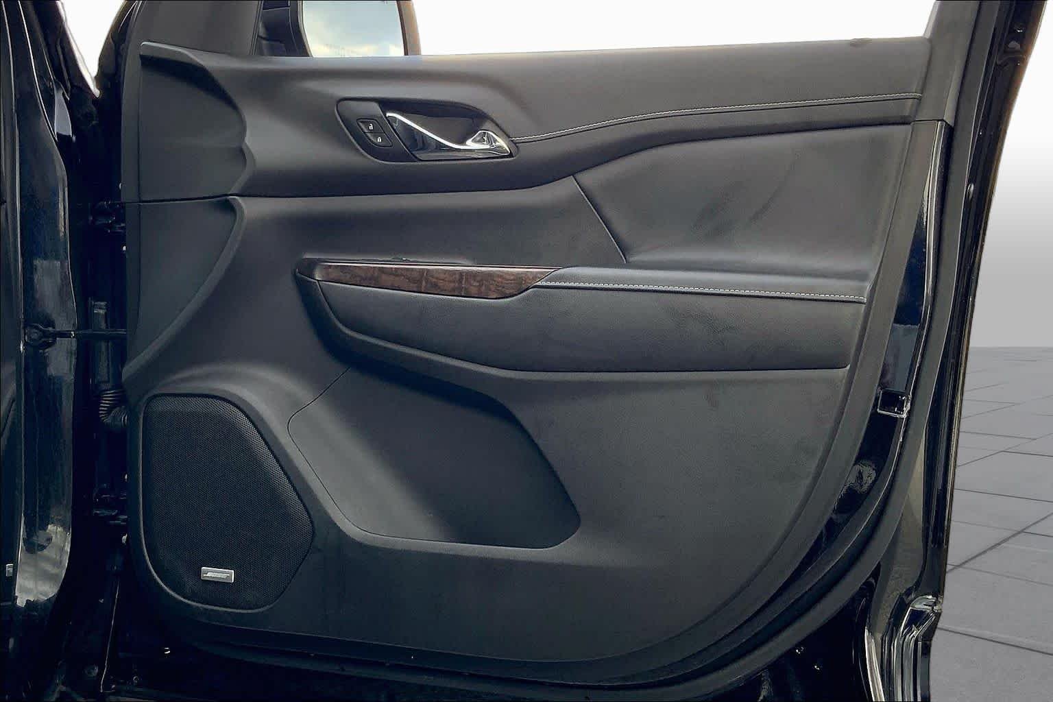 Used 2021 Ebony Twilight Metallic GMC Denali image 22
