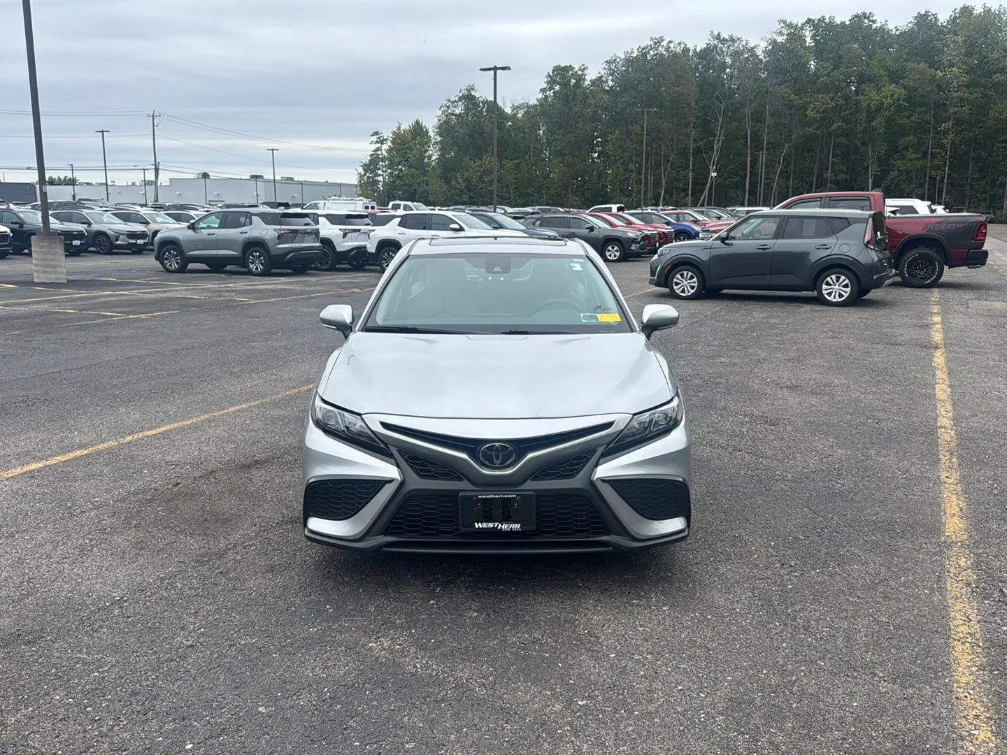 Used 2022 Celestial Silver Metallic Toyota SE image 4