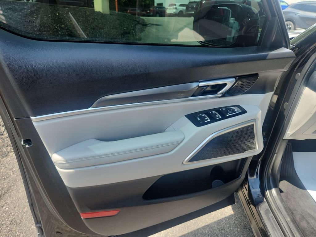 Certified Used 2022 Black Kia S image 11