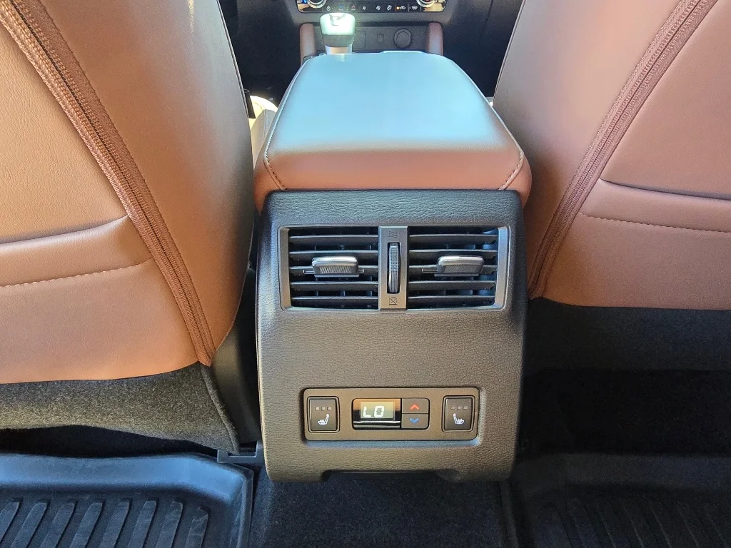 Used 2026 Gray Mitsubishi Black Edition image 31